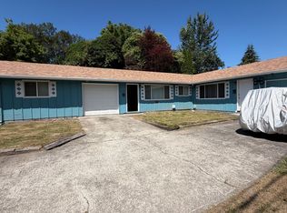97 Donation St APT 3, Kelso, WA 98626