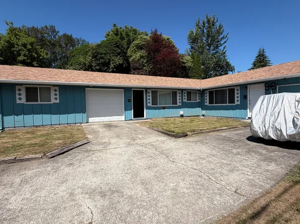 97 Donation St APT 3, Kelso, WA 98626