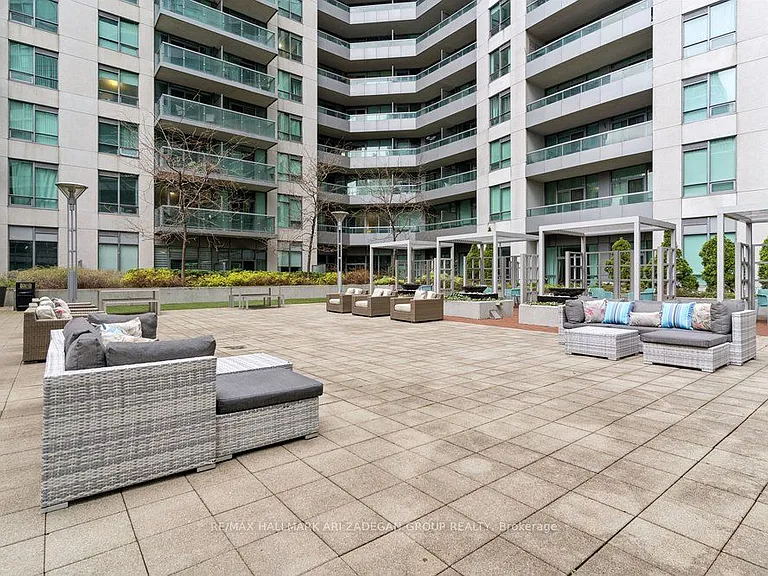 19 Grand Trunk Cres #3108 — Photo 18
