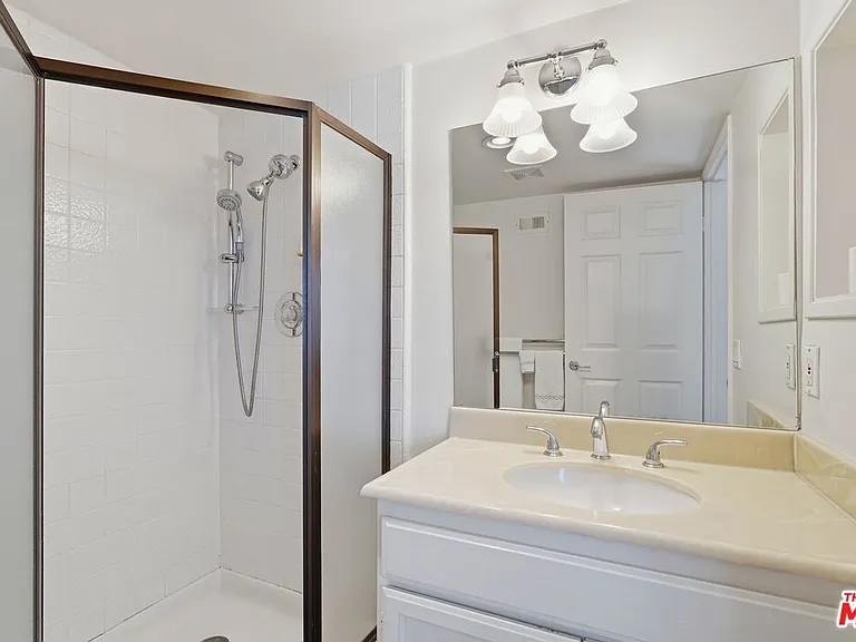 432 S Hamel Rd #303 — Photo 20