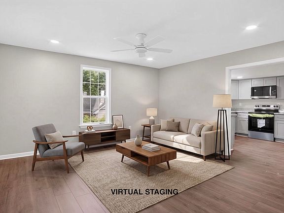 2nd image of 904 Elm St