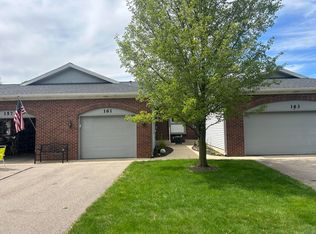 161 Laurelwood Ct SW #98, Grand Rapids, MI 49548