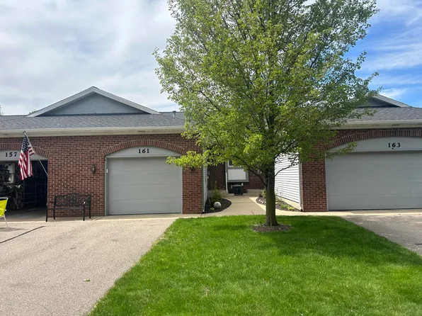 161 Laurelwood Ct SW #98, Grand Rapids, MI 49548