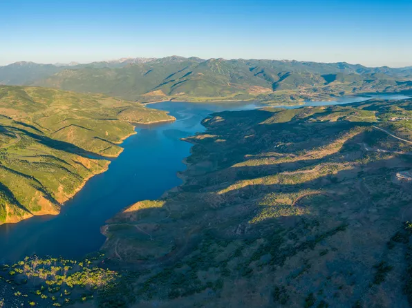 2965 E Cougar Moon Dr, Kamas, UT 84036