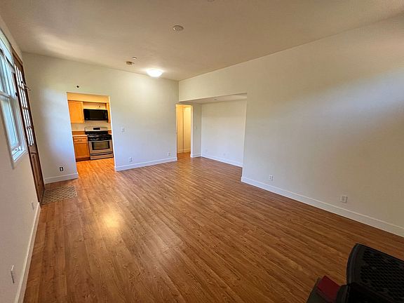 4th image of 44 Bolinas Ave #A