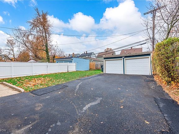 5th image of 2127 Marlindale Rd