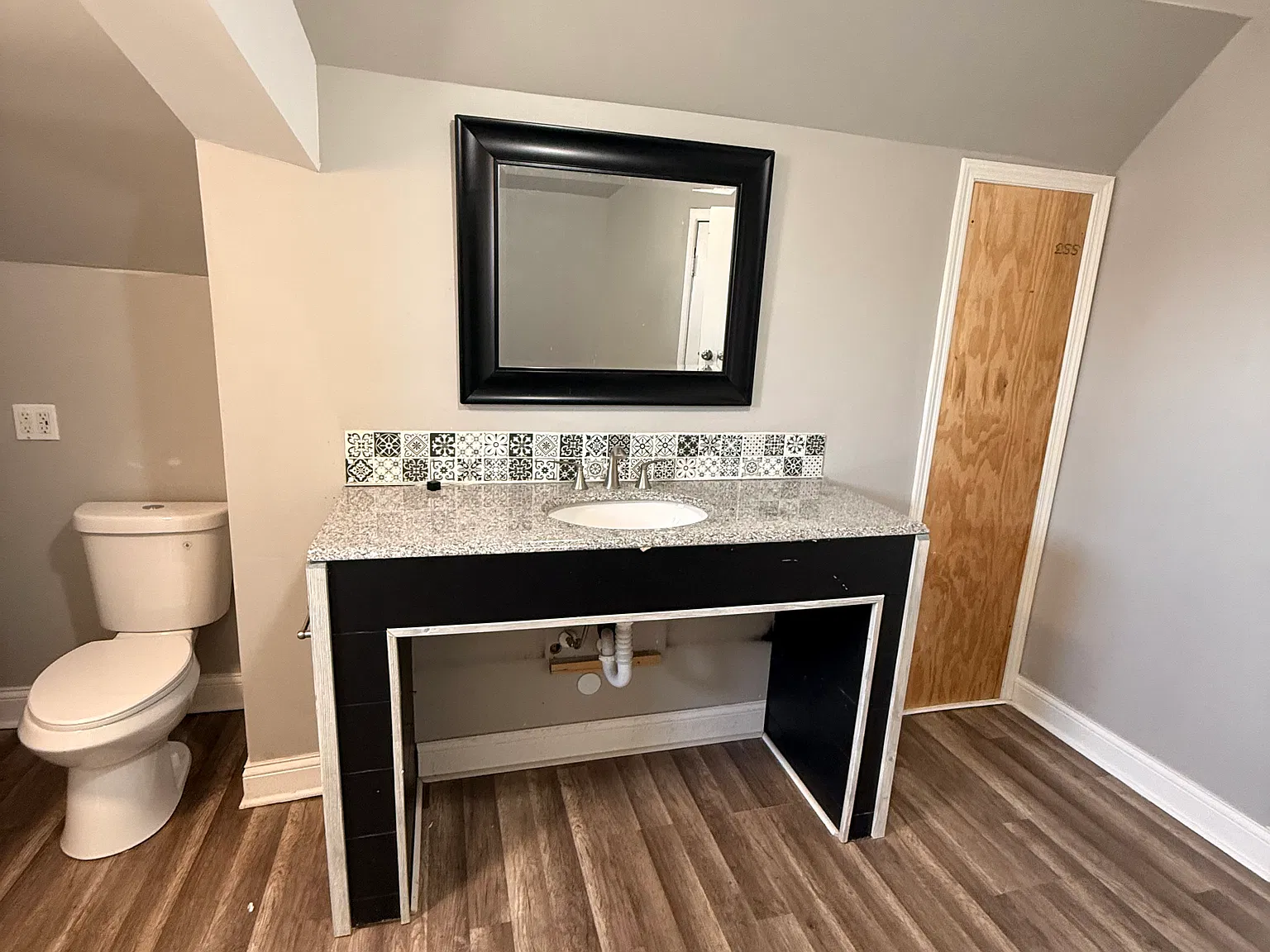 1 bed, 753 sqft, $1,000 — Photo 4