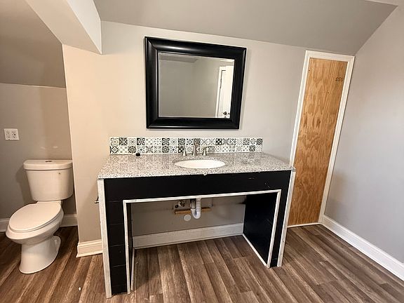 3rd image of 1230 Center St #3