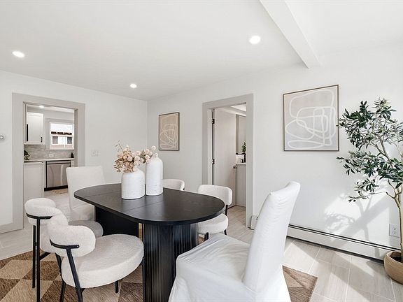 4th image of 41 Fremont St