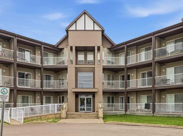 290 NW Plamondon Dr #205, Wood Buffalo, AB T9K 0A5
