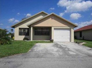 1323 Pines Ln, West Palm Beach, FL 33415