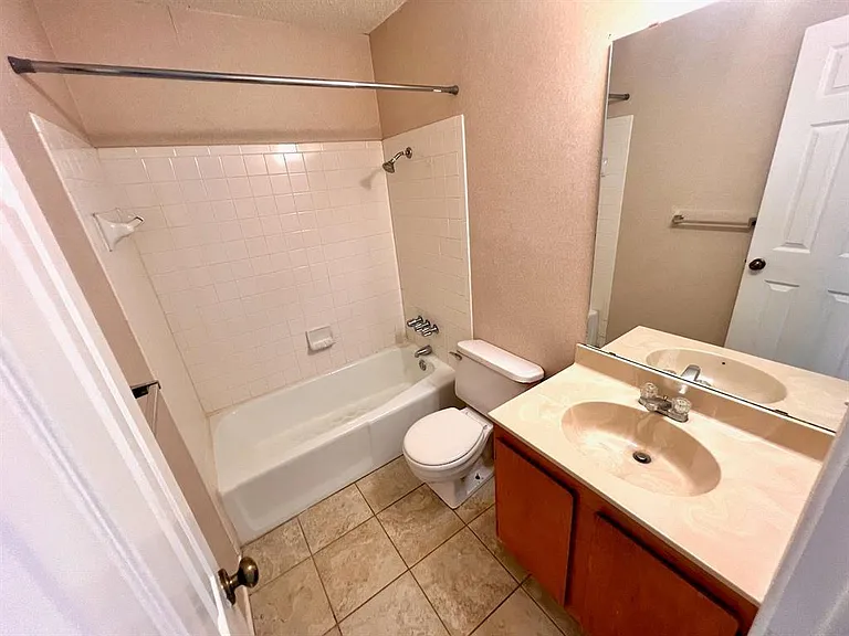 367 Fantail Loop #B — Photo 16