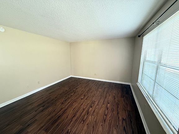 3rd image of 470 Lombard St #B