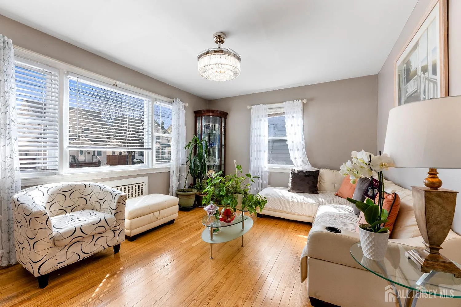 95 William Pl photo 1