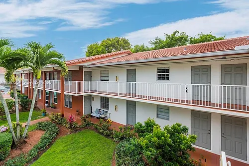 3100 Coral Springs Dr #2H Photo 1