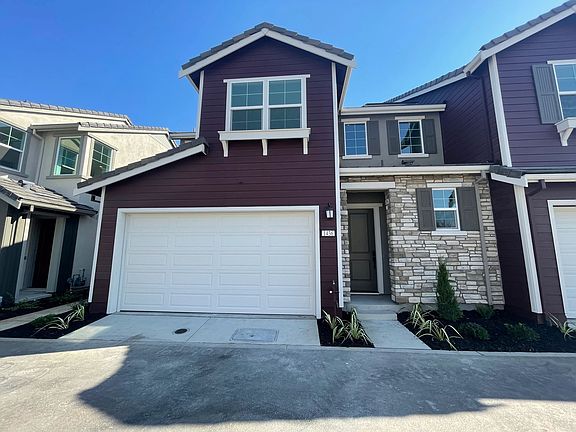 Langston Lot 40 Exterior