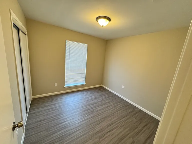 2969 Loving Ave — Photo 8