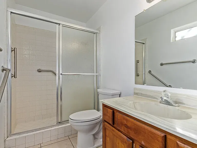 527 N 161st Ave — Photo 14
