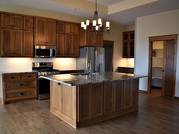 convenient walk in pantry