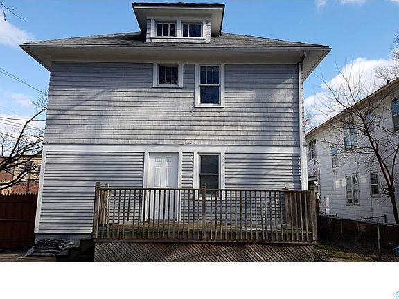 3rd image of 802 Woodsdale Ave