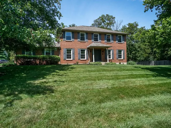 9004 Winthrop Dr, Cincinnati, OH 45249