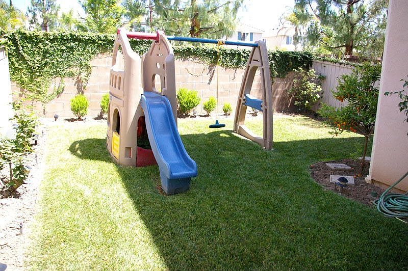 Nice back and side yards