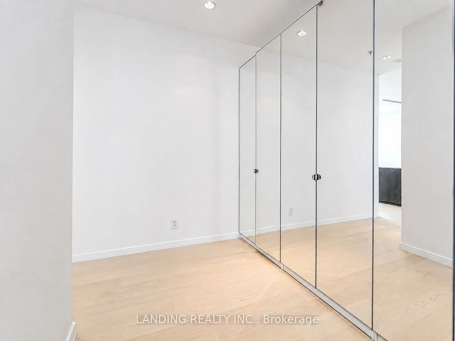 1 bed, $4,950 — Photo 3