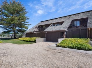 12 Appaloosa Ct, East Hampton, NY 11937