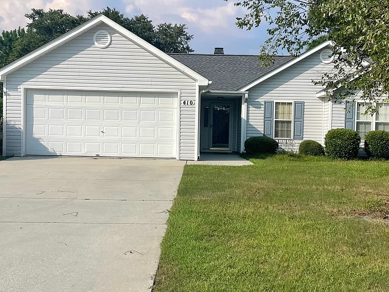 410 Mosswood Ct — Photo 1