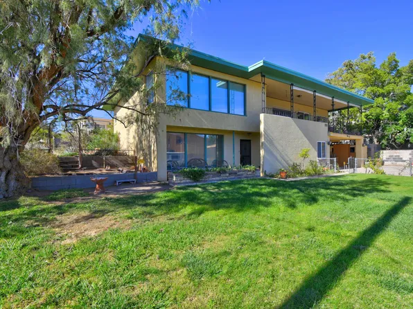 1211 Riverview Dr NW, Albuquerque, NM 87105