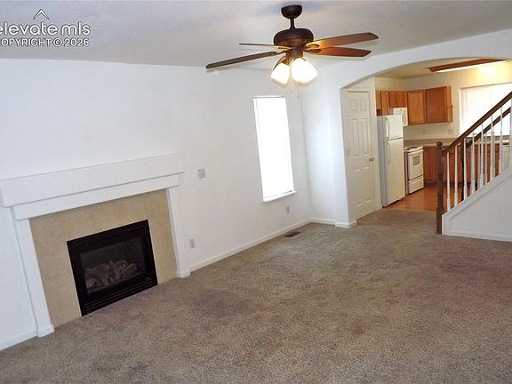 3rd image of 721 Rye Ridge Rd