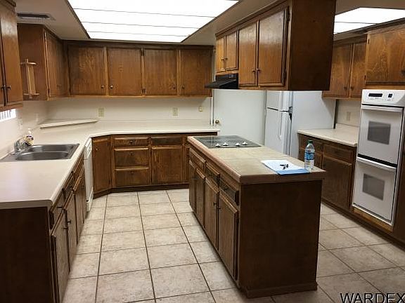 5th image of 2147 Kingston Dr