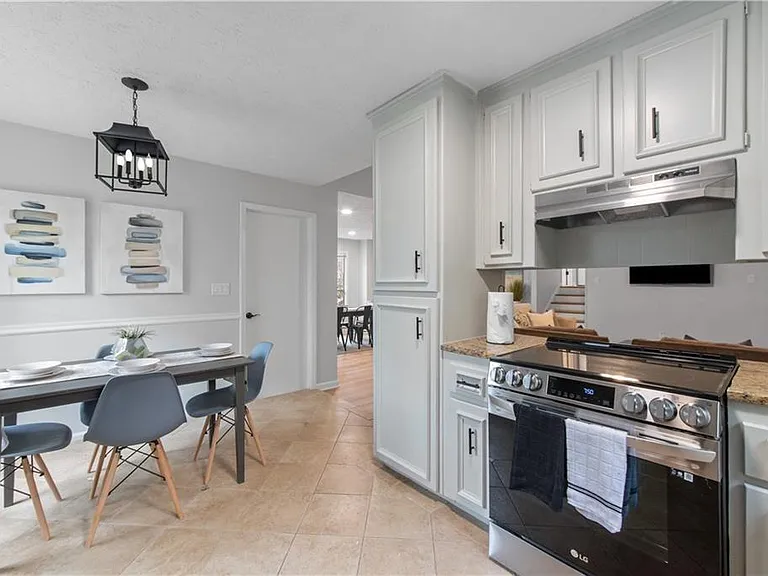 2532 Hidden Hills Dr — Photo 15