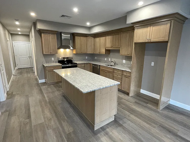 1 Brattle St #1 — Photo 12