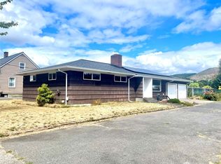 610 Front Ave SW, Castle Rock, WA 98611