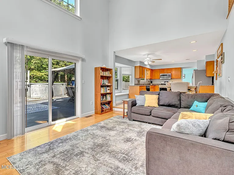 66 Diamond Ln — Photo 15