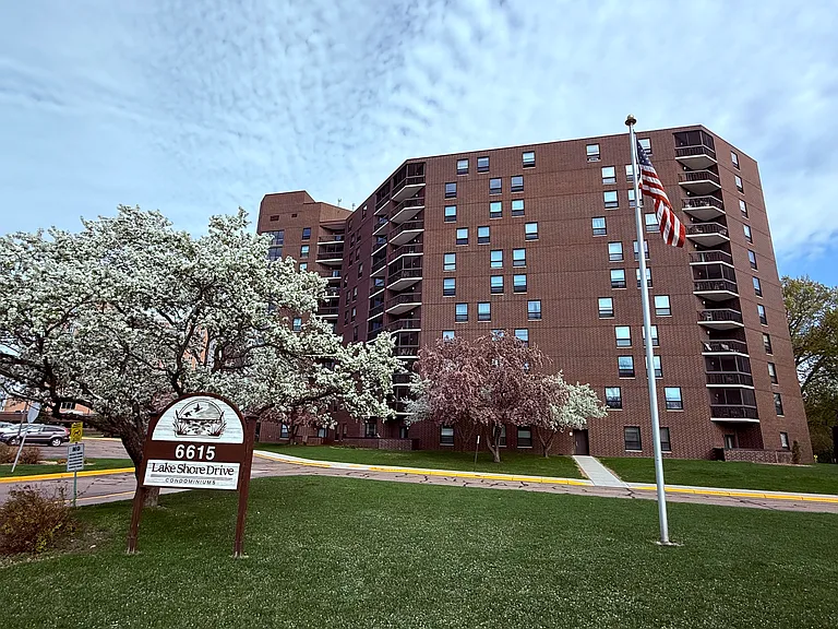 6615 Lake Shore Dr S #415 — Photo 1