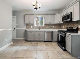 502 W Lookout Ave, Hackensack, NJ 07601