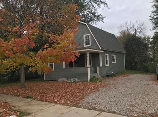 416 Livingston St, Howell, MI 48843