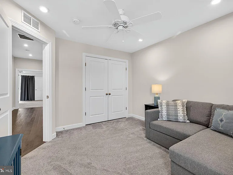 8106 Zoe Pl — Photo 24