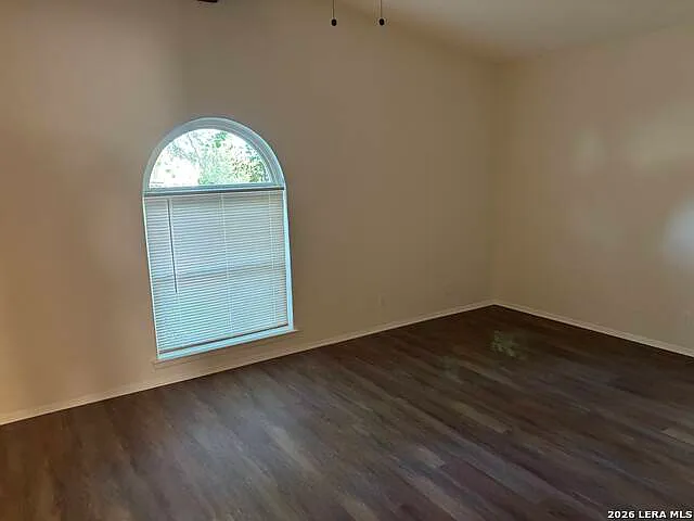 3 bed, 2.0 bath, 1775 sqft, $1,850 — Photo 3