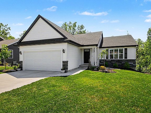 2nd image of 3474 Breezewood Ct SE