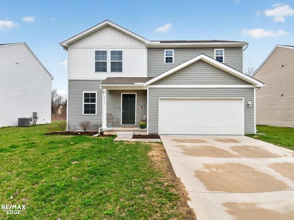 7311 Red Maple Dr, Mount Morris, MI 48458