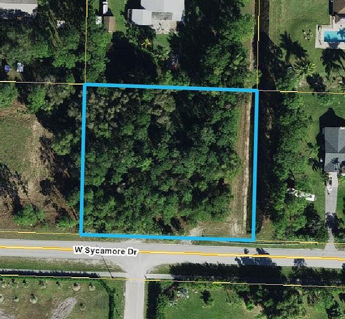 1st image of 18765 W Sycamore Dr
