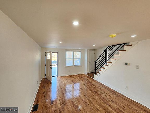 4th image of 1374 Kimberly Dr