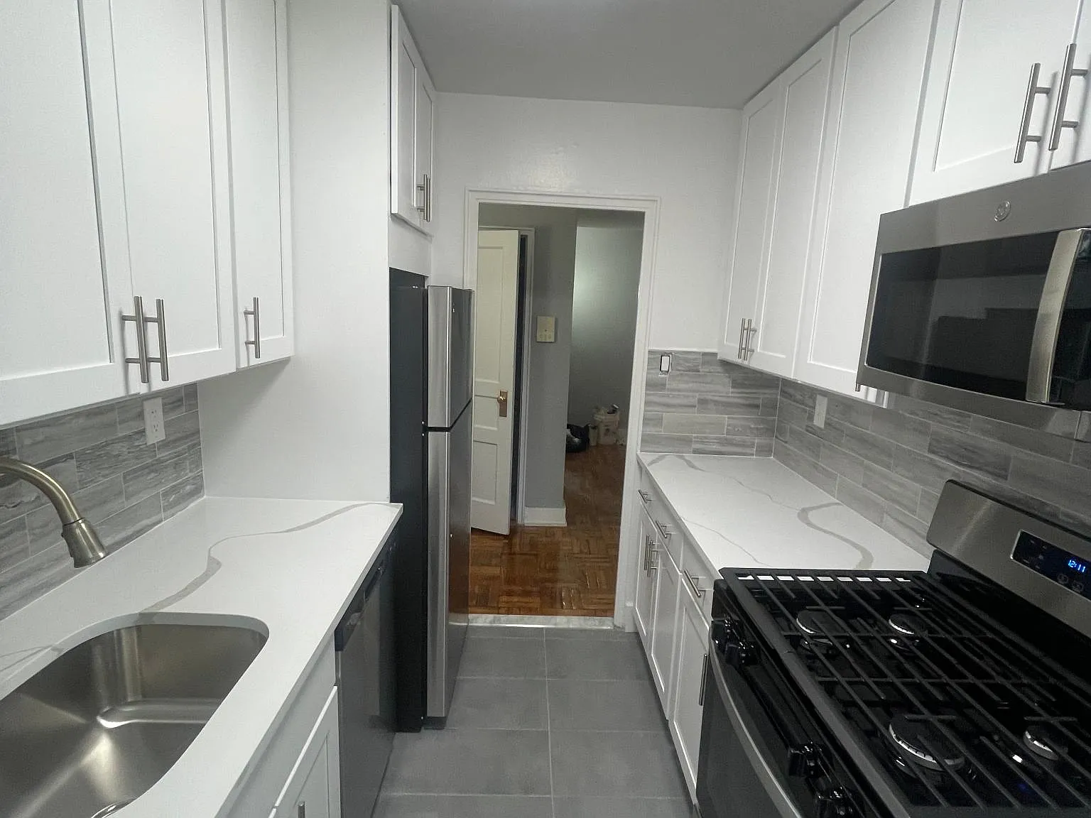 2 bed, $2,680 — Photo 1