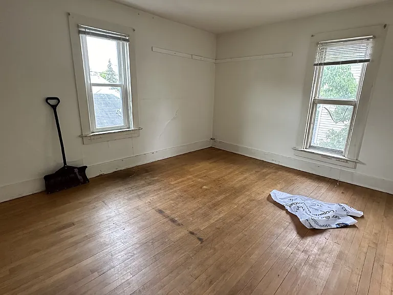 414 Talmadge St — Photo 18