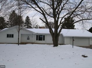 600 Lake Dr W, Annandale, MN 55302
