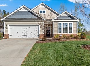 5237 Garnet Hill Dr, Clemmons, NC 27012
