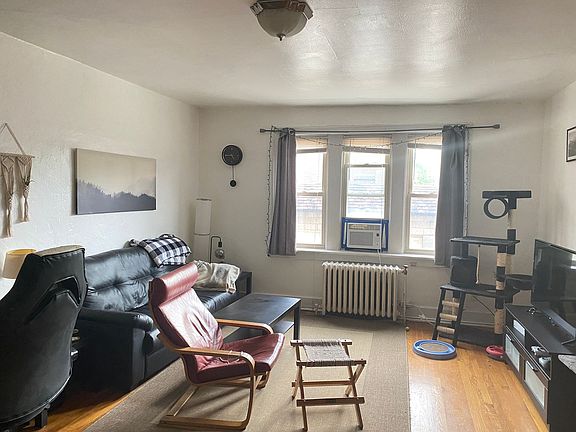3rd image of 2720 Shady Ave #2